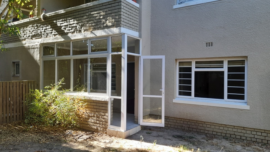 To Let 1 Bedroom Property for Rent in Kenilworth Western Cape